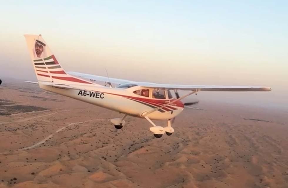 Unforgettable Private Aeroprakt Flight Over the Arabian Desert