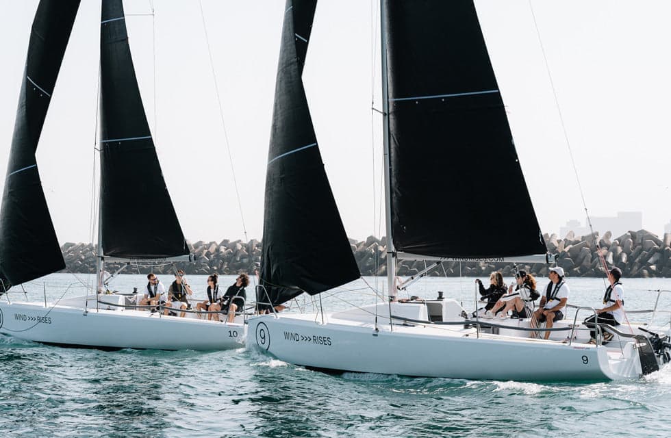 Thrilling 2-Hour Beginner Sailing Races for One