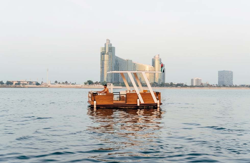 Comfortable Private Cruise Tour for Six with Dream Boats