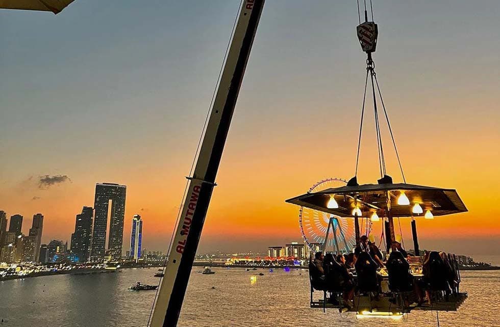 Unforgettable Weekday Dinner in the Sky: An Elevated Evening Experience
