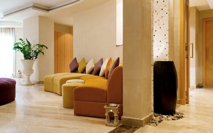 60-Minute Pevonia Refresher Facial at Natural Elements Spa