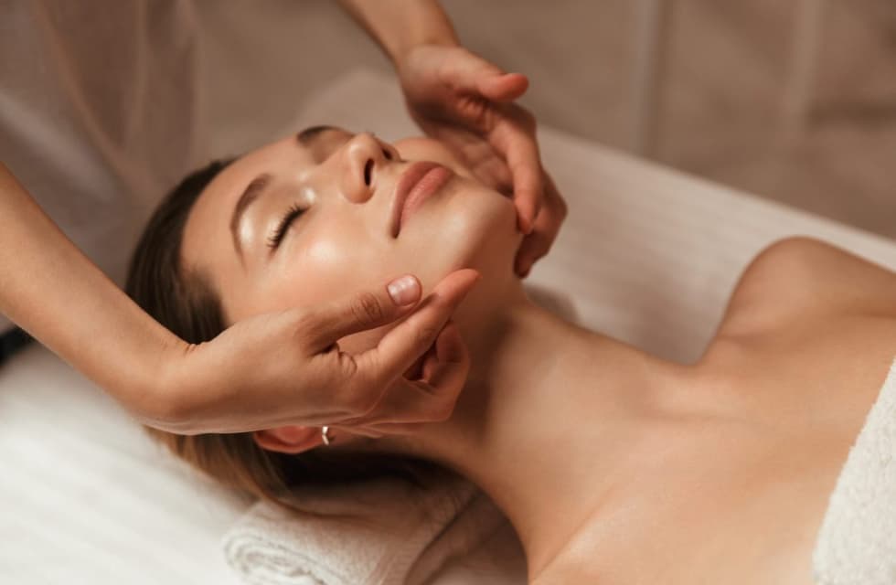 Relaxing 60-Minute Massage and 30-Minute Facial for One at Chado Spa