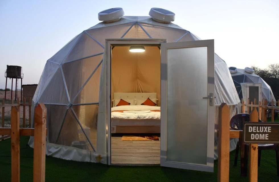 Luxurious One-Night Deluxe Dome Stay and Thrilling Zipline for Two