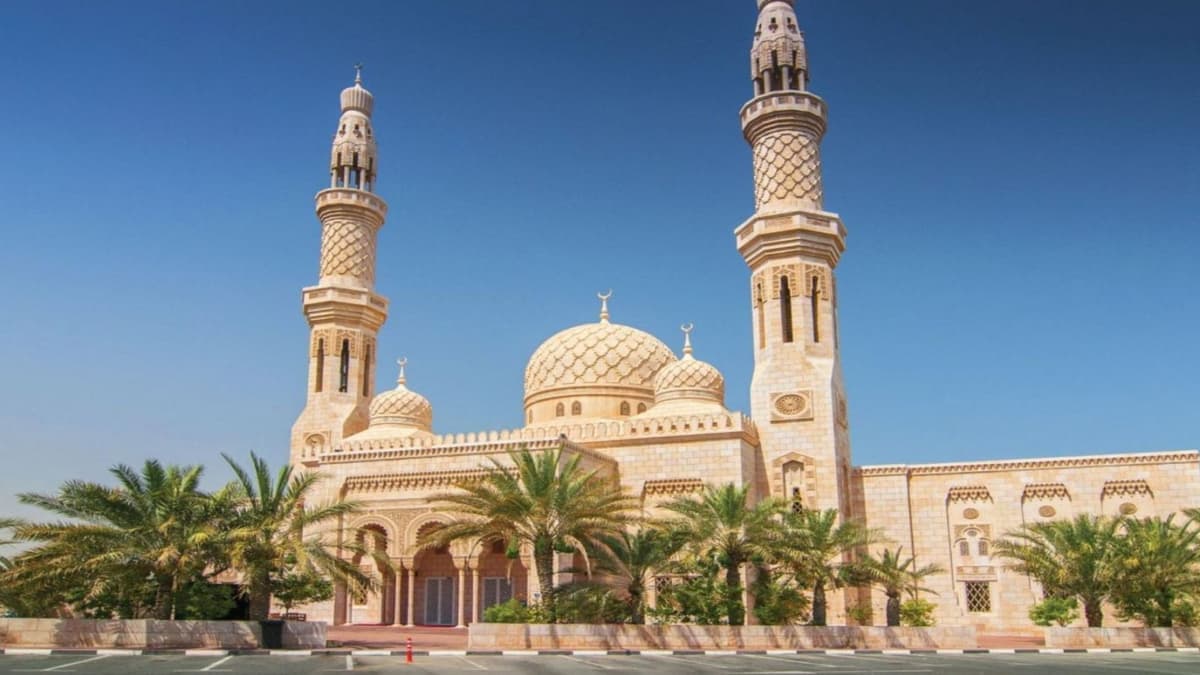 Discover Dubai in a Half-Day Tour